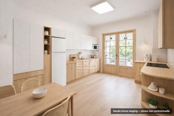 Maison Villeneuve Loubet 8 pièce(s) 263 m²