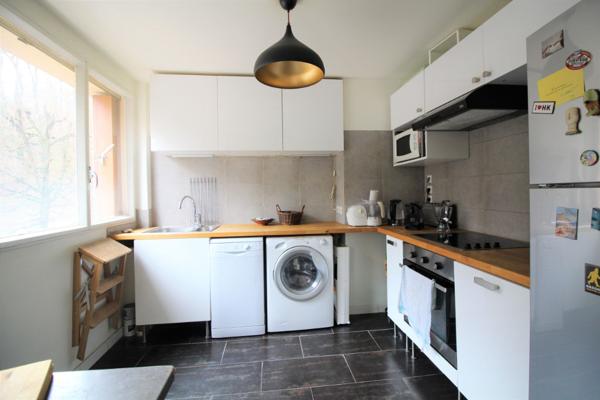 Appartement 3 pièces, balcon sans vis à vis, Proche gare