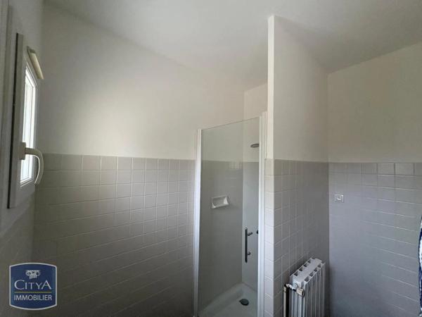 Maison à louer 5 pièces 120.41m² Angoulême (16000)