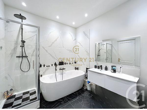 Maison à vendre  8 pièces - 253 m2 LA MADELEINE - 59