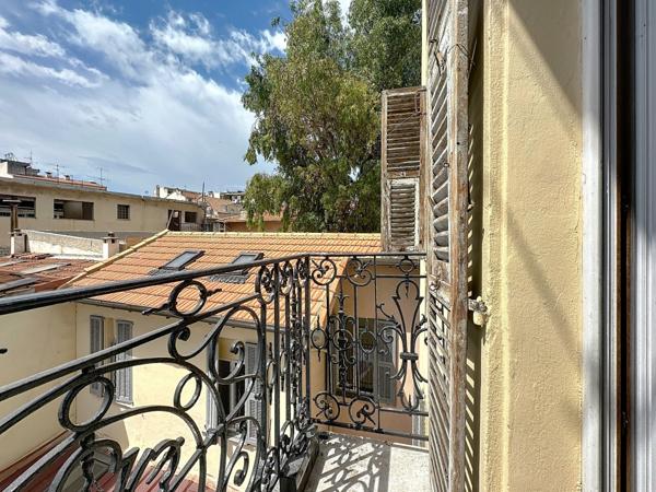 Appartement à NICE (06000)