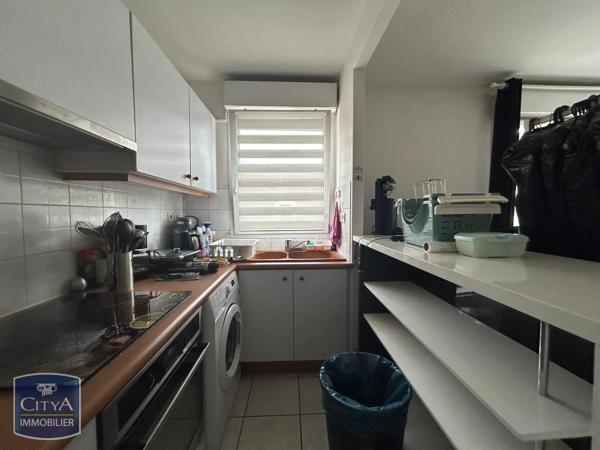 Appartement à louer 2 pièces 42.46m² Arpajon (91290)