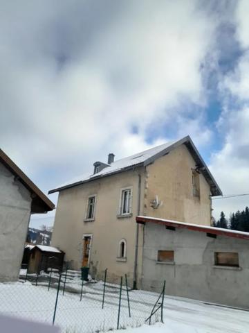 Appartement à louer à Cluse-et-Mijoux (25300)