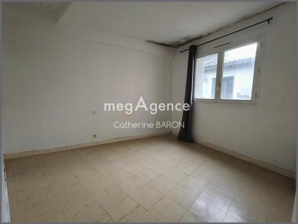 Immeuble à COGNAC, 16100 - 6 pièces 95m²