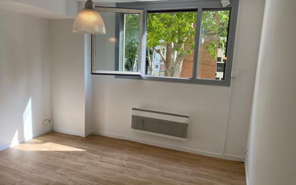 Appartement à louer    1 pièce • 18 m2 Toulouse