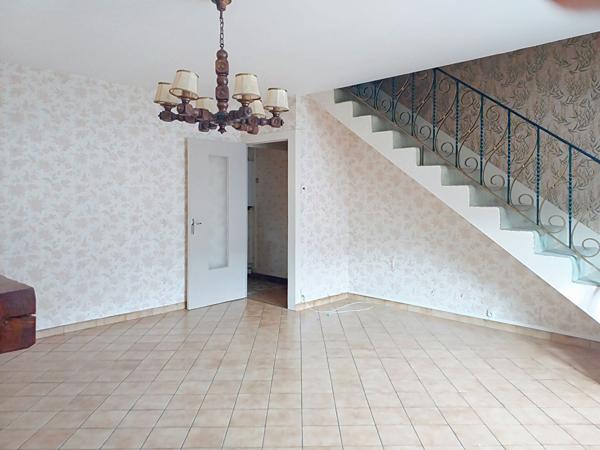 A la limite des Ponts de cé et de Trélazé Maison avec jardin garage de 45 m²