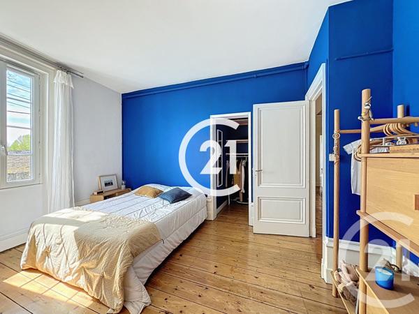 Maison à vendre  7 pièces - 331 m2 JARNAC - 16