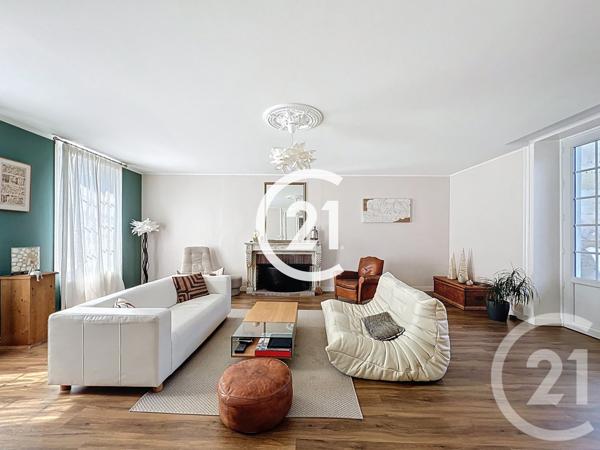 Maison à vendre  7 pièces - 331 m2 JARNAC - 16