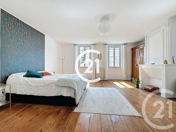 Maison à vendre  7 pièces - 331 m2 JARNAC - 16