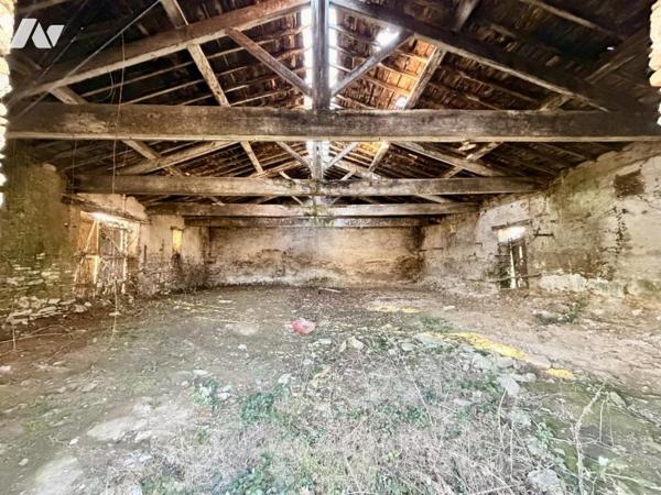 Bâtiments en pierre à réhabiliter - Campagne - LA PLAINE-SUR-MER