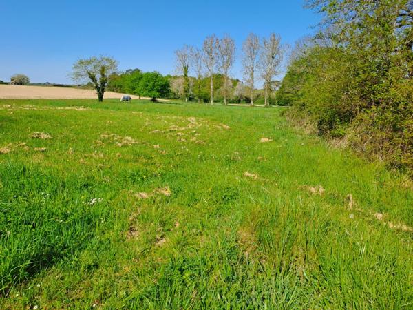 Maison à vendre 7 pièces à COURPIGNAC (17)