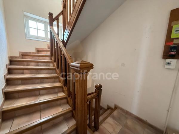 Maison avec 2 appartements plein centre ville de LOURDES