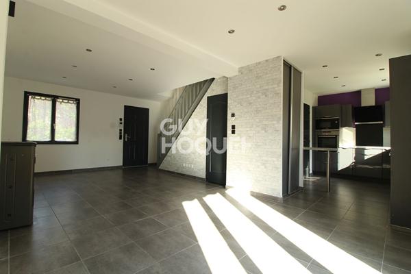 Maison Guignes 6 pièce(s) 91 m2
