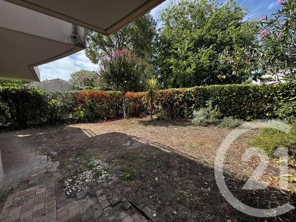 Appartement F5 à vendre  5 pièces - 110,98 m 2   LE BOUSCAT  - 33