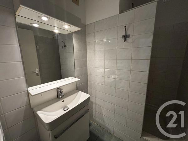 Appartement F5 à vendre  5 pièces - 110,98 m 2   LE BOUSCAT  - 33