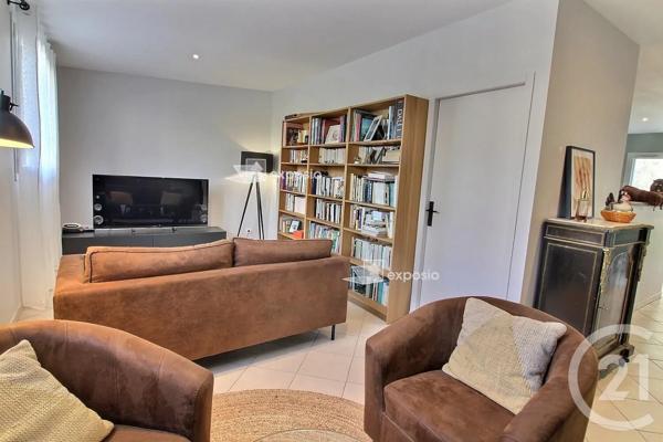 Appartement F5 à vendre  5 pièces - 110,98 m 2   LE BOUSCAT  - 33