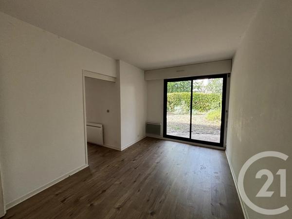 Appartement F5 à vendre  5 pièces - 110,98 m 2   LE BOUSCAT  - 33