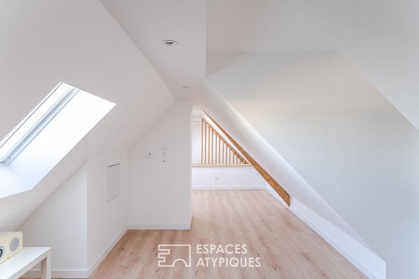 Maison années 30 et son extension contemporaine avec jardin paysagé