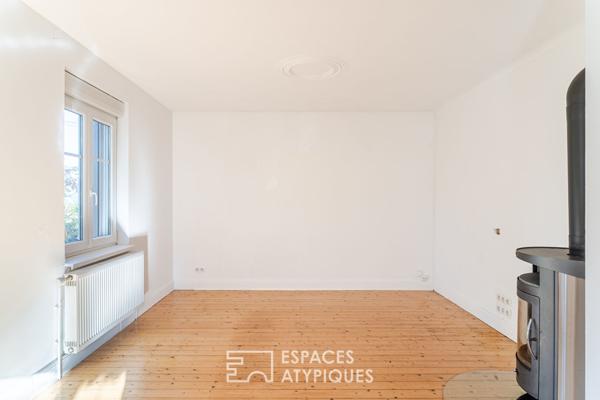 Maison années 30 et son extension contemporaine avec jardin paysagé