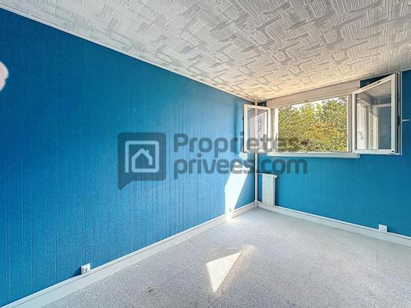 APPARTEMENT F4 TRAVERSANT AVEC BALCON, BOX ET CAVE
