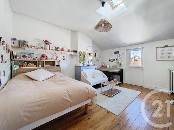 Maison à vendre  7 pièces - 166 m2 ROCHEFORT - 17