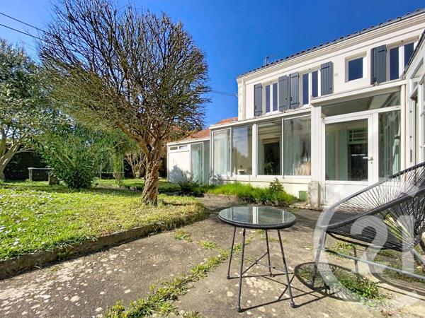 Maison à vendre  7 pièces - 166 m2 ROCHEFORT - 17