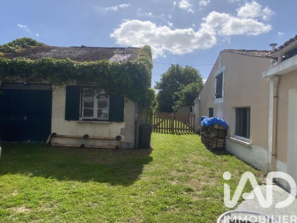 Maison à vendre 5 pièces 138 m² Châteaubernard