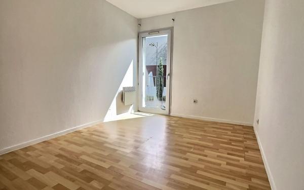 Appartement à vendre    3 pièces •  Corbeil-Essonnes