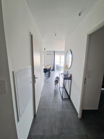 BEL APPARTEMENT DE T3 de 64m2, avec Garage sur LES PENNES MIRABEAU 955 € / mois C.C.*