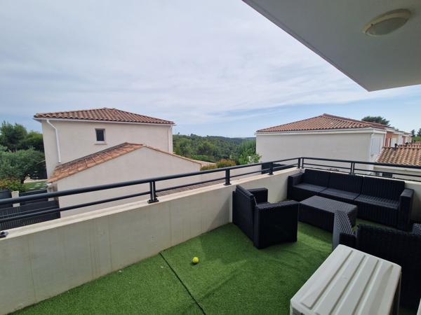BEL APPARTEMENT DE T3 de 64m2, avec Garage sur LES PENNES MIRABEAU 955 € / mois C.C.*