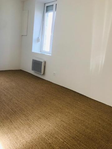 Maison à ARGENTRE, 53210 - 2 pièces 60m²