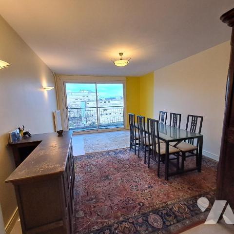 appartement 4 pièces avec ascenseur et balcon à BOURG EN BRESSE