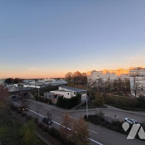 appartement 4 pièces avec ascenseur et balcon à BOURG EN BRESSE