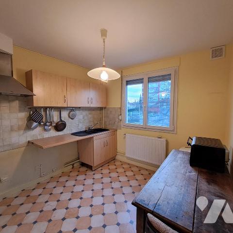 appartement 4 pièces avec ascenseur et balcon à BOURG EN BRESSE