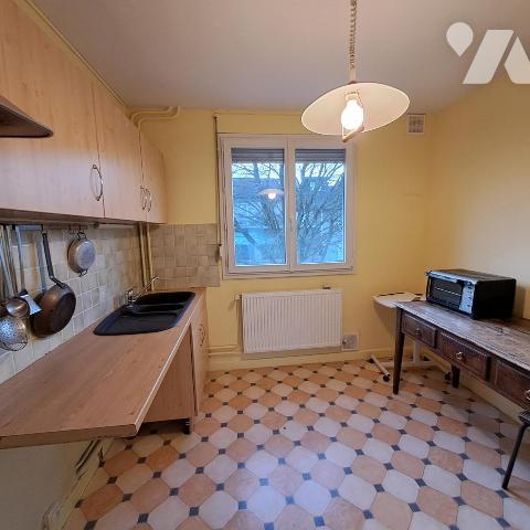 appartement 4 pièces avec ascenseur et balcon à BOURG EN BRESSE