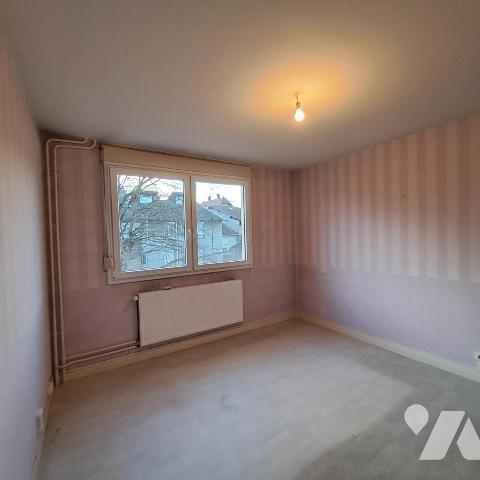 appartement 4 pièces avec ascenseur et balcon à BOURG EN BRESSE