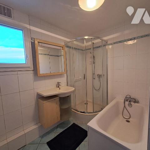 appartement 4 pièces avec ascenseur et balcon à BOURG EN BRESSE