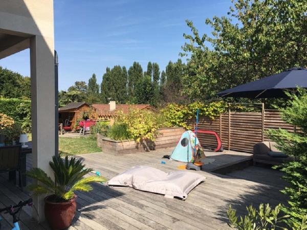 Plateau de Saint Rambert, dans un environnement verdoyant, confortable maison contemporaine de 172m² ...