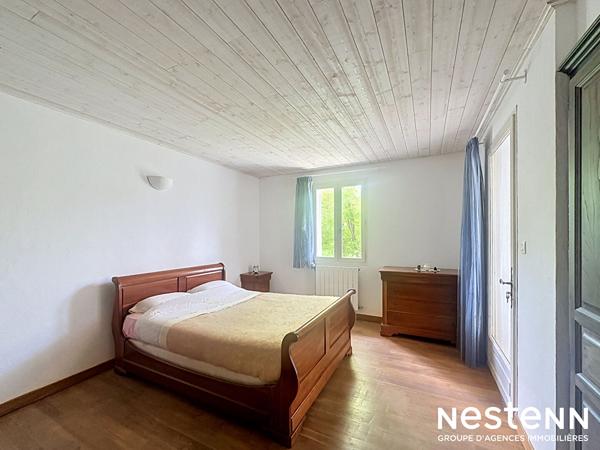 A vendre Maison à Preignan centre, piscine intérieure, jardin , garage