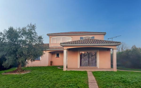 Maison à vendre    5 pièces •  Montech