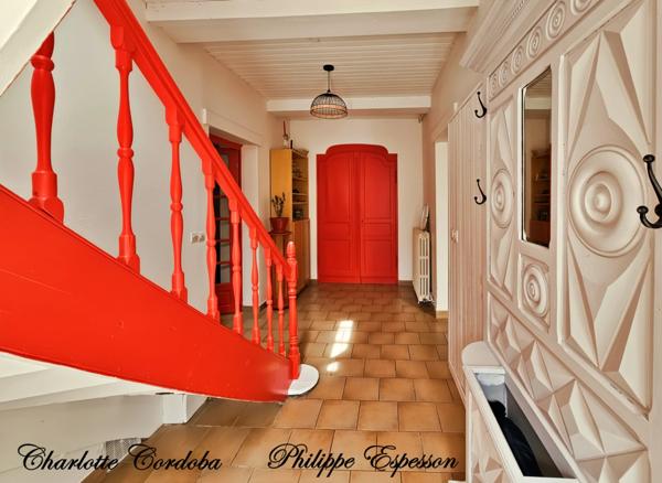 🏡 Une maison de caractère de 7 pièces où l'histoire rime avec sérénité