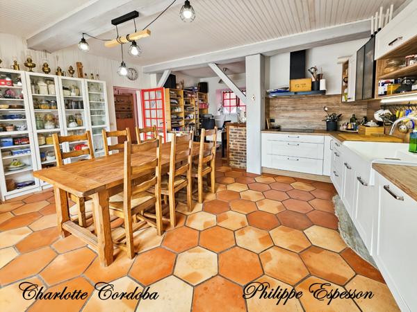 🏡 Une maison de caractère de 7 pièces où l'histoire rime avec sérénité
