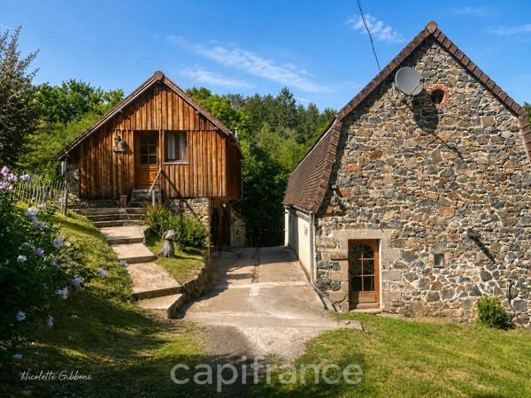 Domaine avec Trois Gîtes, Deux Sources Naturelles, Deux Piscines et 6 Hectares aux Portes de Beaulieu-sur-Dordogne