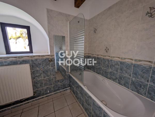 Maison 5 pièces, en campagne.