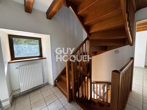 Maison 5 pièces, en campagne.
