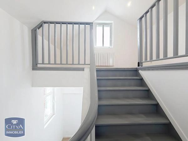 Appartement à louer 3 pièces 63.27m² Hautmont (59330)