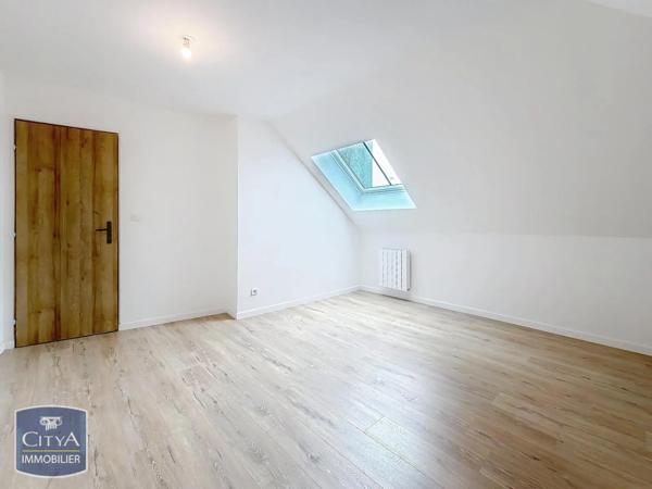 Appartement à louer 3 pièces 63.27m² Hautmont (59330)