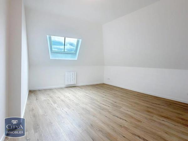Appartement à louer 3 pièces 63.27m² Hautmont (59330)