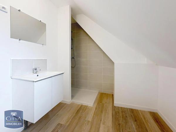 Appartement à louer 3 pièces 63.27m² Hautmont (59330)