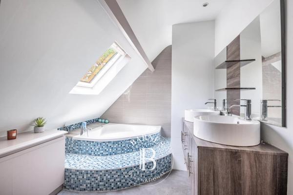 La Celle-Saint-Cloud, Maison 5 Chambres -  250 m² à vendre